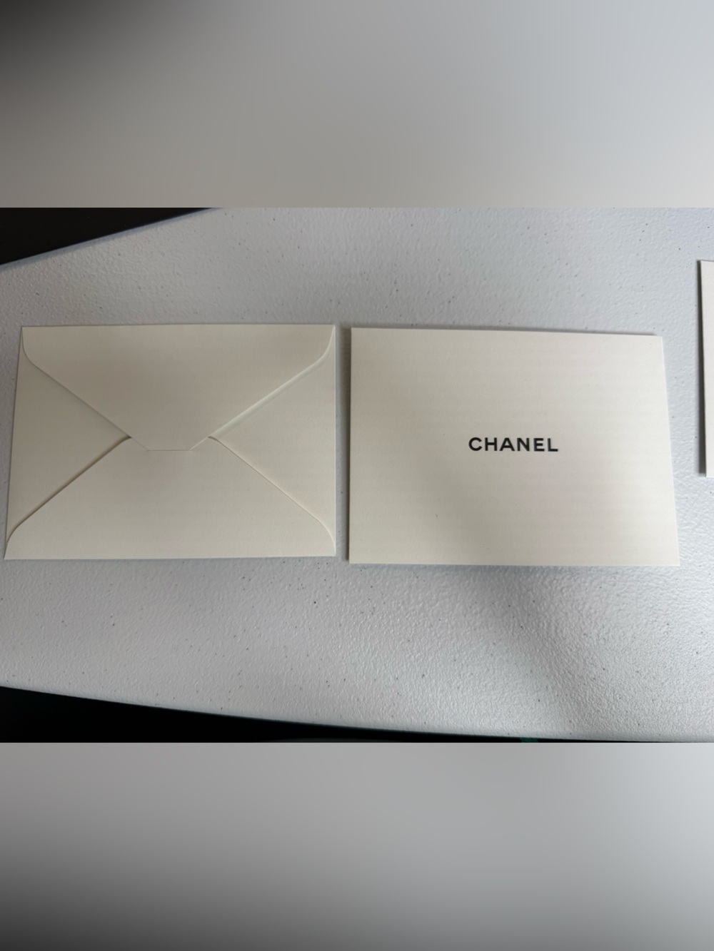 Luxury Envelope Lot: Gucci, Chanel & Dior - Picture 5 of 11